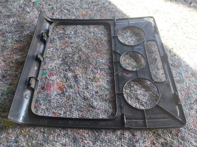 bontott VW CADDY Fűtéskapcsoló Keret