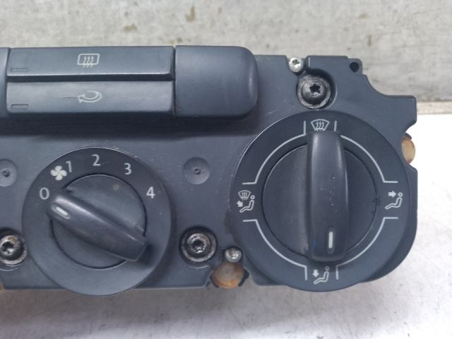 bontott VW CADDY Fűtéskapcsoló (manuális klímás)