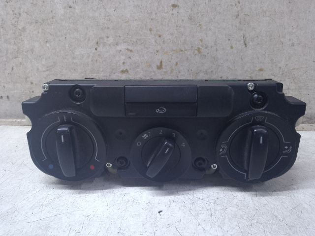 bontott VW CADDY Fűtéskapcsoló (manuális klímás)