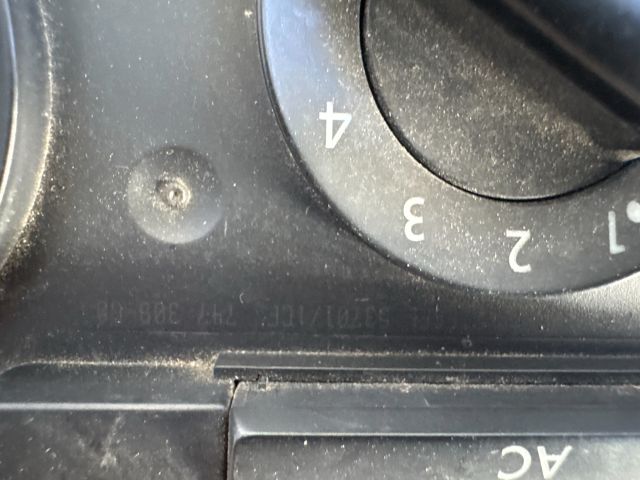 bontott VW CADDY Fűtéskapcsoló (manuális klímás)