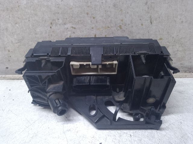 bontott VW CADDY Fűtéskapcsoló (manuális klímás)