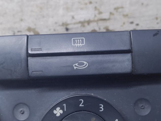 bontott VW CADDY Fűtéskapcsoló (manuális klímás)