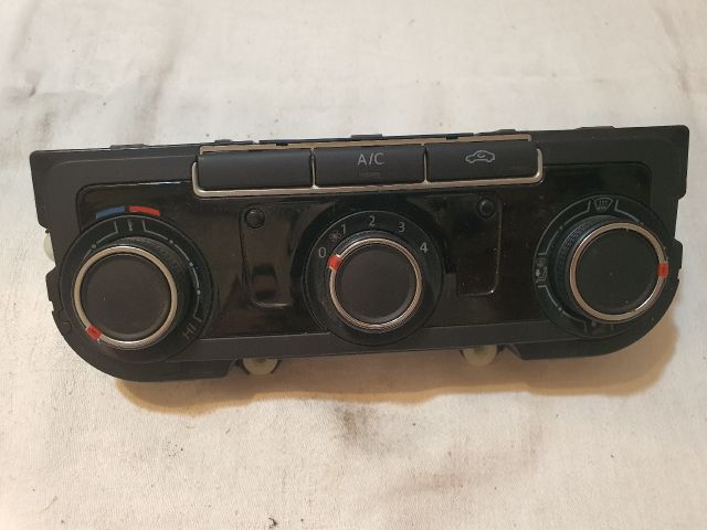 bontott VW CADDY Fűtéskapcsoló (manuális klímás)