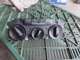 bontott VW CADDY Fűtéskapcsoló (manuális klímás)