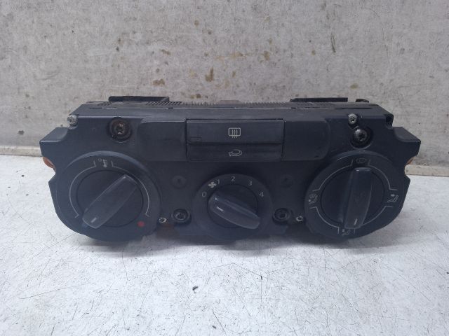 bontott VW CADDY Fűtéskapcsoló (manuális klímás)