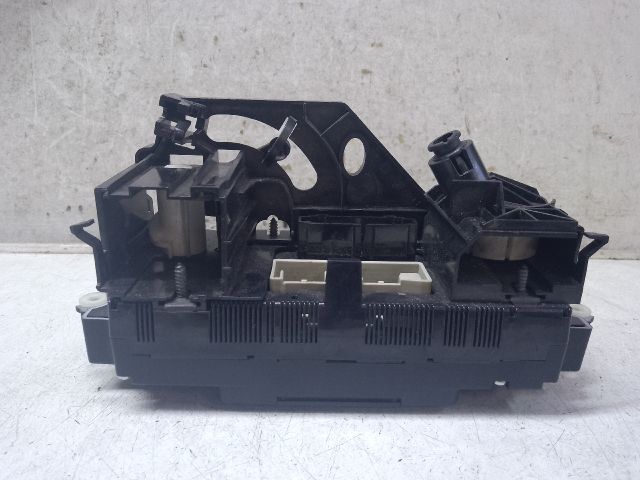 bontott VW CADDY Fűtéskapcsoló (manuális klímás)
