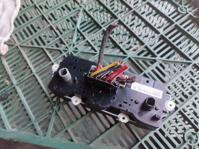 bontott VW CADDY Fűtéskapcsoló (manuális klímás)