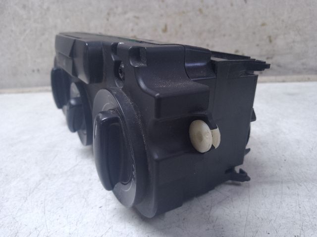 bontott VW CADDY Fűtéskapcsoló (manuális klímás)