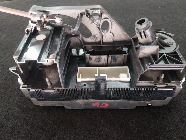 bontott VW CADDY Fűtéskapcsoló (Nem klímás)