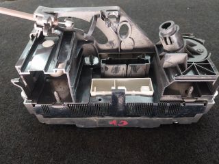 bontott VW CADDY Fűtéskapcsoló (Nem klímás)