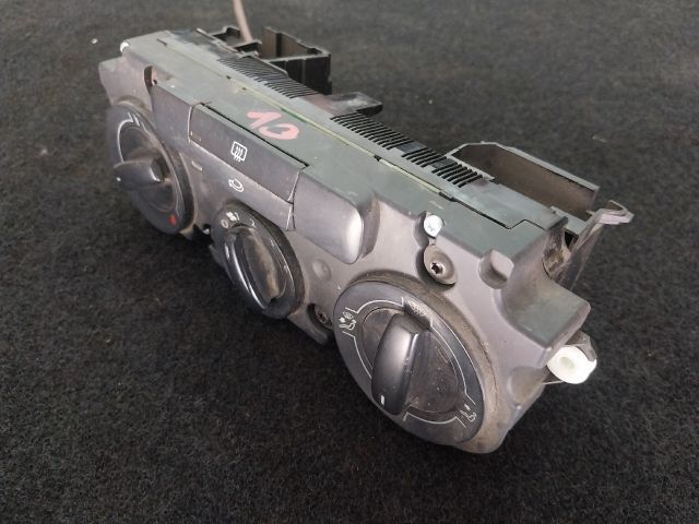 bontott VW CADDY Fűtéskapcsoló (Nem klímás)