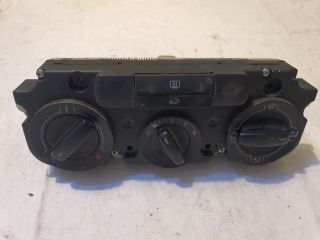 bontott VW CADDY Fűtéskapcsoló (Nem klímás)