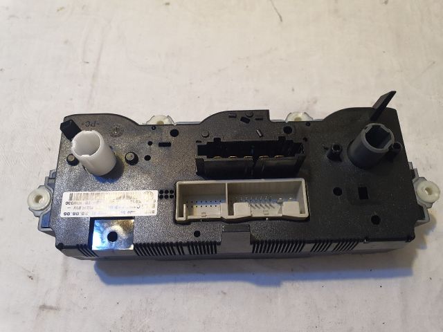 bontott VW CADDY Fűtéskapcsoló (Nem klímás)