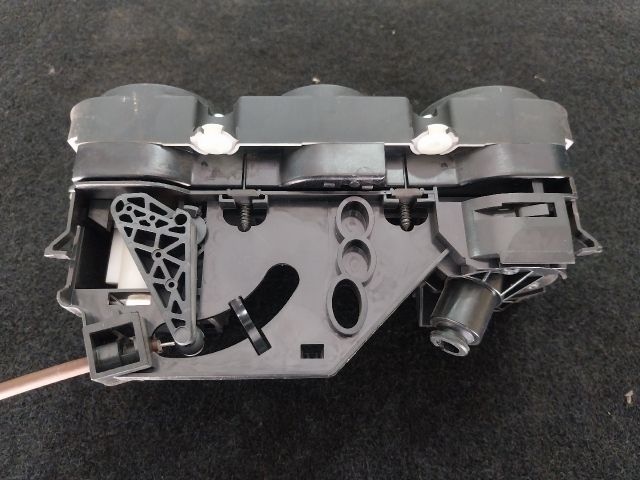 bontott VW CADDY Fűtéskapcsoló (Nem klímás)