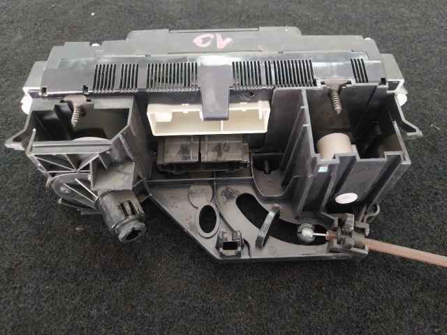 bontott VW CADDY Fűtéskapcsoló (Nem klímás)