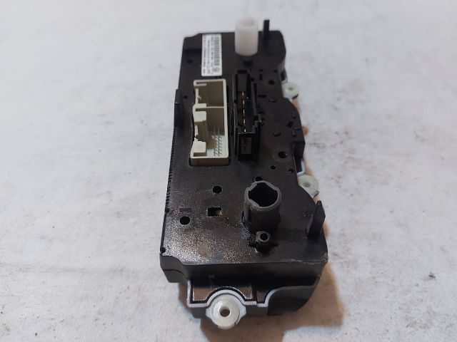 bontott VW CADDY Fűtéskapcsoló (Nem klímás)