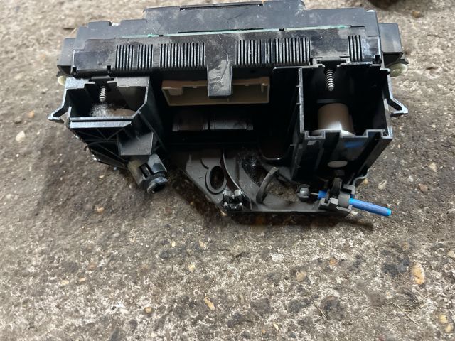 bontott VW CADDY Fűtéskapcsoló (Nem klímás)