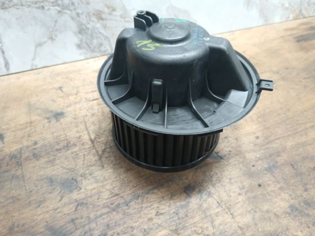 bontott VW CADDY Fűtőmotor (Klímás)