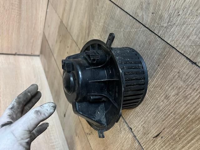 bontott VW CADDY Fűtőmotor (Klímás)