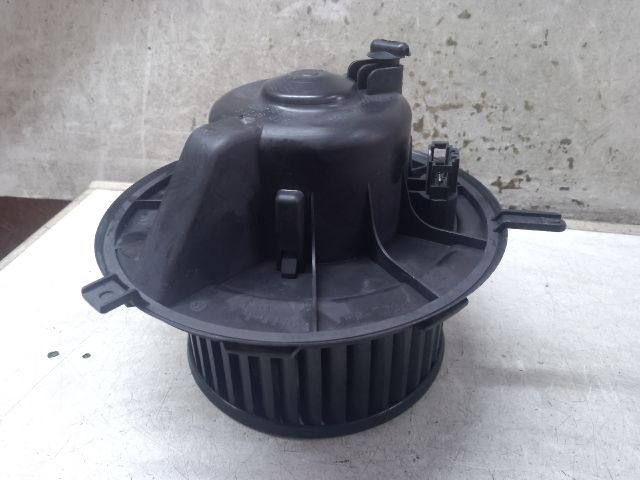 bontott VW CADDY Fűtőmotor (Klímás)