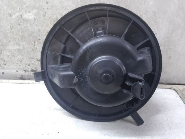 bontott VW CADDY Fűtőmotor (Klímás)