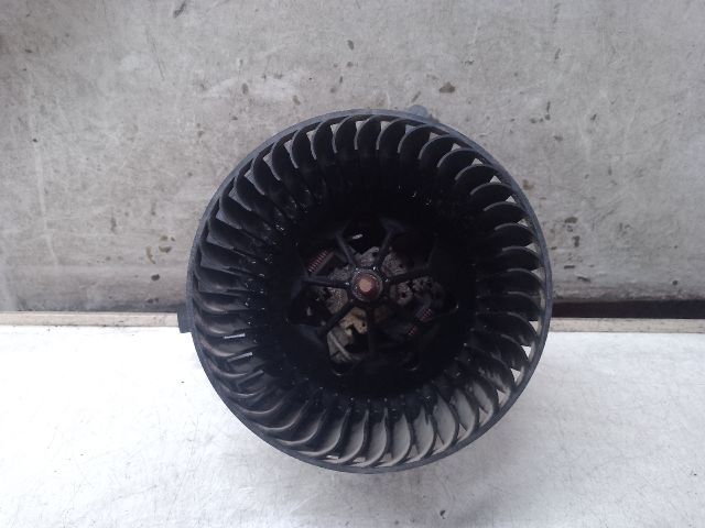 bontott VW CADDY Fűtőmotor (Klímás)