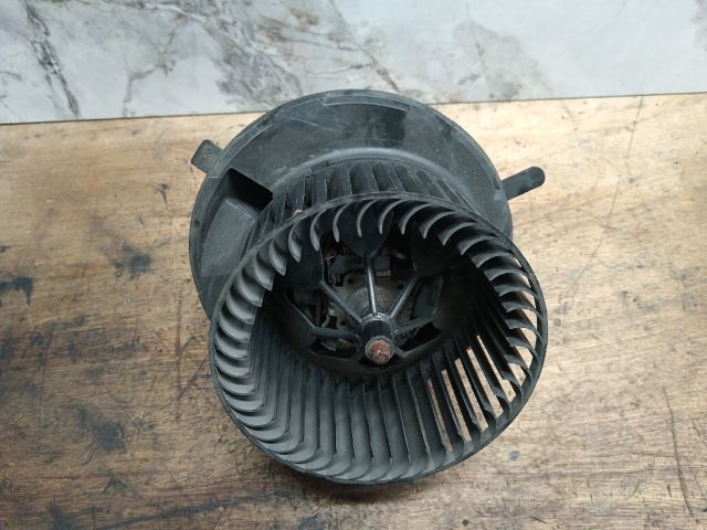 bontott VW CADDY Fűtőmotor (Klímás)