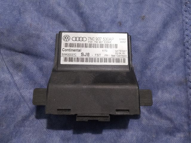 bontott VW CADDY Gateway Elektronika