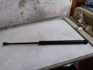 bontott VW CADDY Gázrugós Kitámasztó Teleszkóp Motorháztető Bal