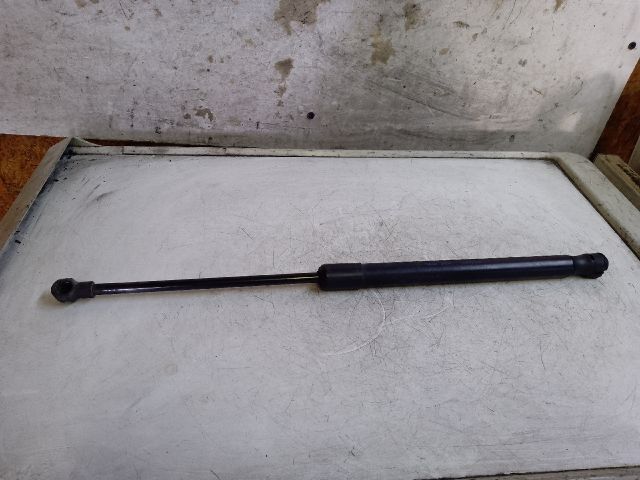 bontott VW CADDY Gázrugós Kitámasztó Teleszkóp Motorháztető Bal