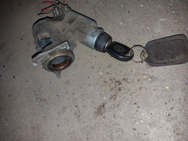 bontott VW CADDY Gyújtáskapcsoló