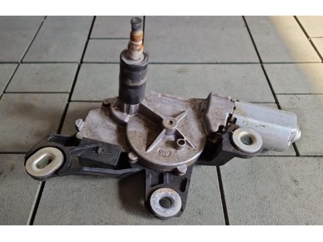 bontott VW CADDY Hátsó Ablaktörlő Motor