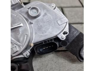 bontott VW CADDY Hátsó Ablaktörlő Motor