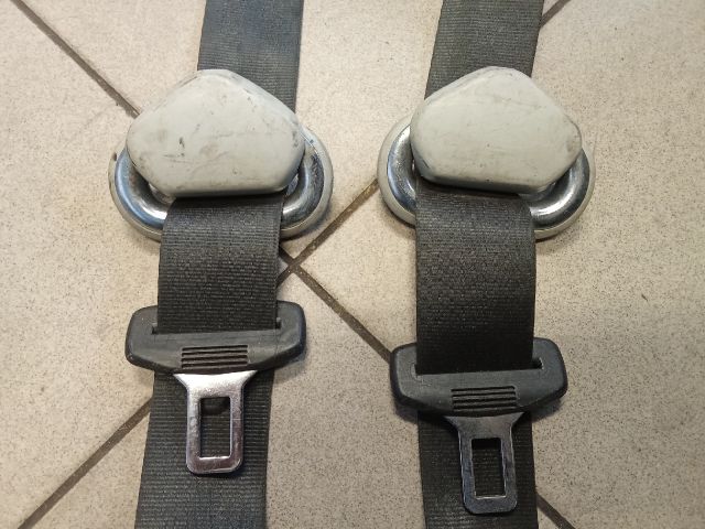 bontott VW CADDY Hátsó Biztonsági Öv Szett