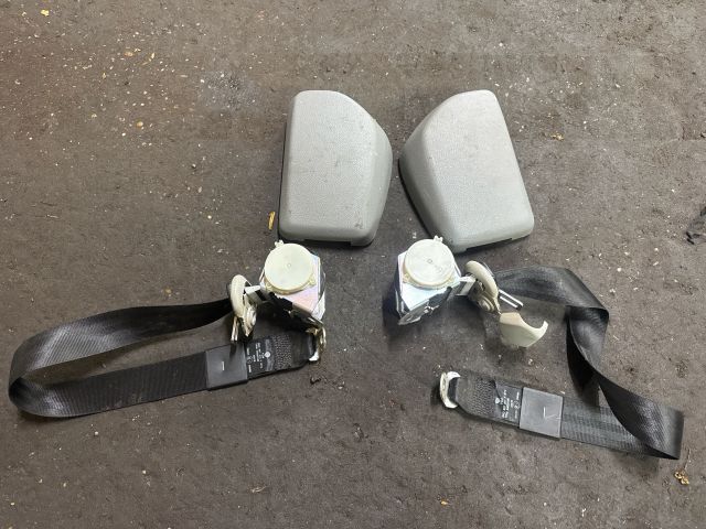 bontott VW CADDY Hátsó Biztonsági Öv Szett