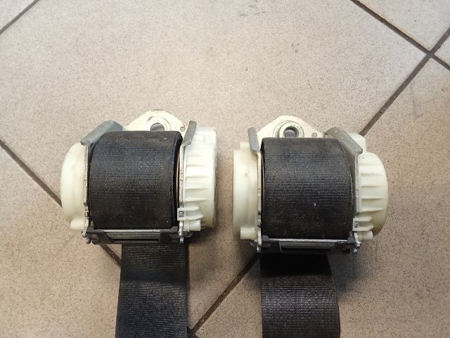 bontott VW CADDY Hátsó Biztonsági Öv Szett