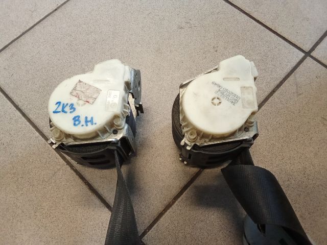 bontott VW CADDY Hátsó Biztonsági Öv Szett