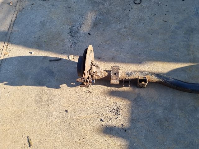 bontott VW CADDY Hátsó Híd (Tárcsafékes)