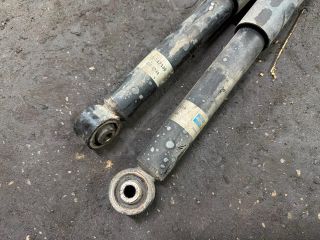 bontott VW CADDY Hátsó Lengéscsillapító Pár