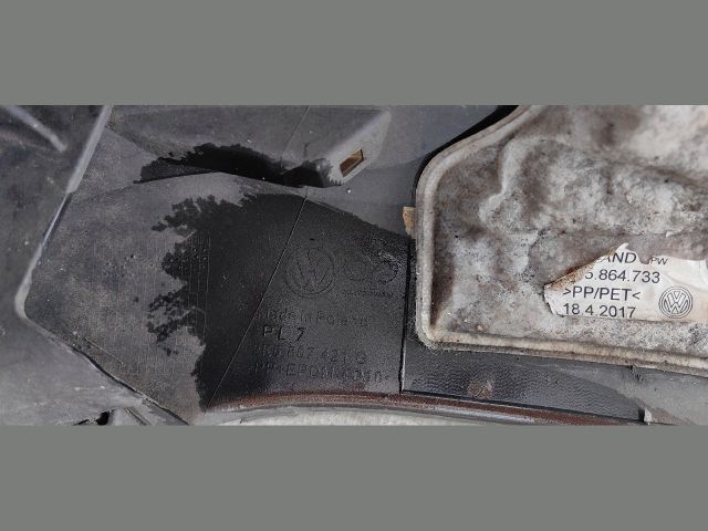 bontott VW CADDY Hátsó Lökhárító (Üresen)