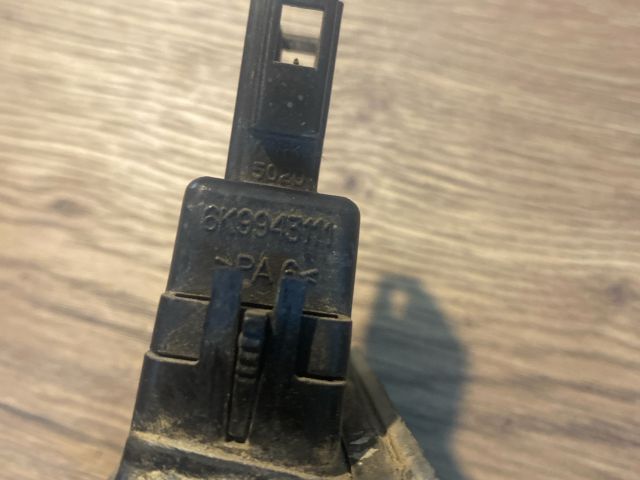 bontott VW CADDY Hátsó Rendszámtábla Világítás