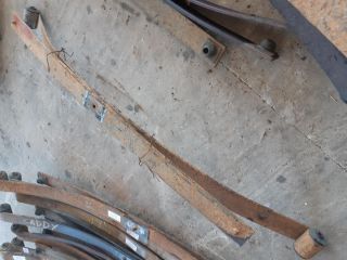 bontott VW CADDY Hátsó Rugó