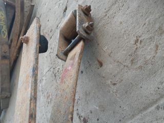 bontott VW CADDY Hátsó Rugó