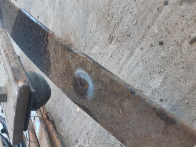 bontott VW CADDY Hátsó Rugó