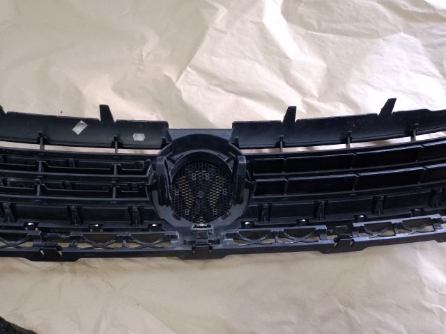 bontott VW CADDY Hűtőrács