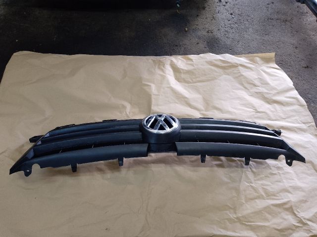 bontott VW CADDY Hűtőrács