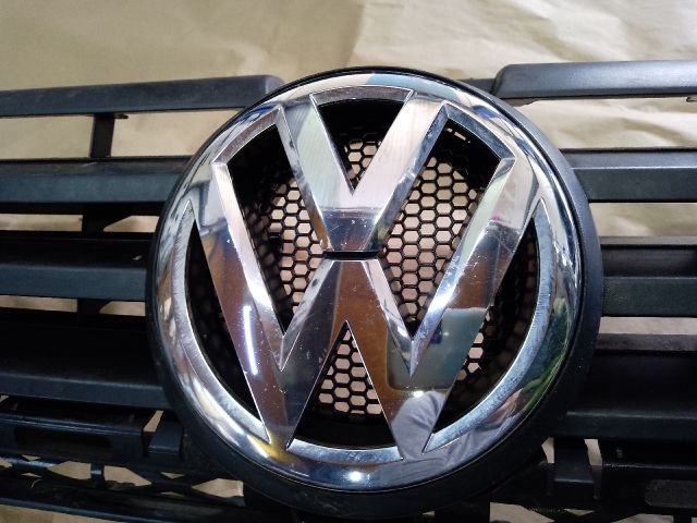 bontott VW CADDY Hűtőrács