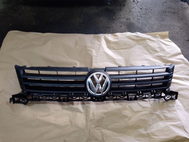 bontott VW CADDY Hűtőrács