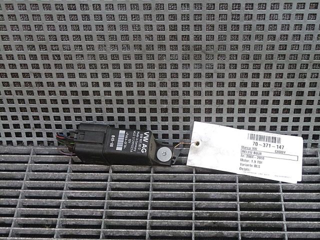 bontott VW CADDY Izzító Relé