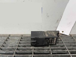 bontott VW CADDY Izzító Relé